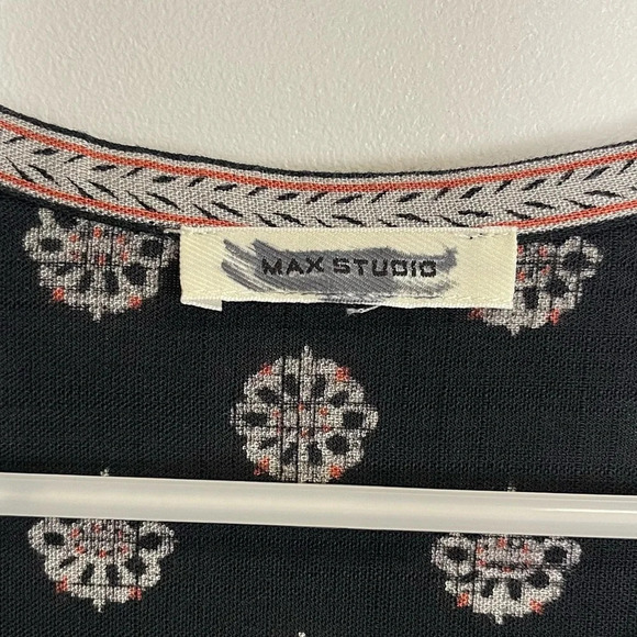 Max Studio Shirt Womens Small Black Vneck Patterned Short Sleeve Tie Front - Picture 5 of 9